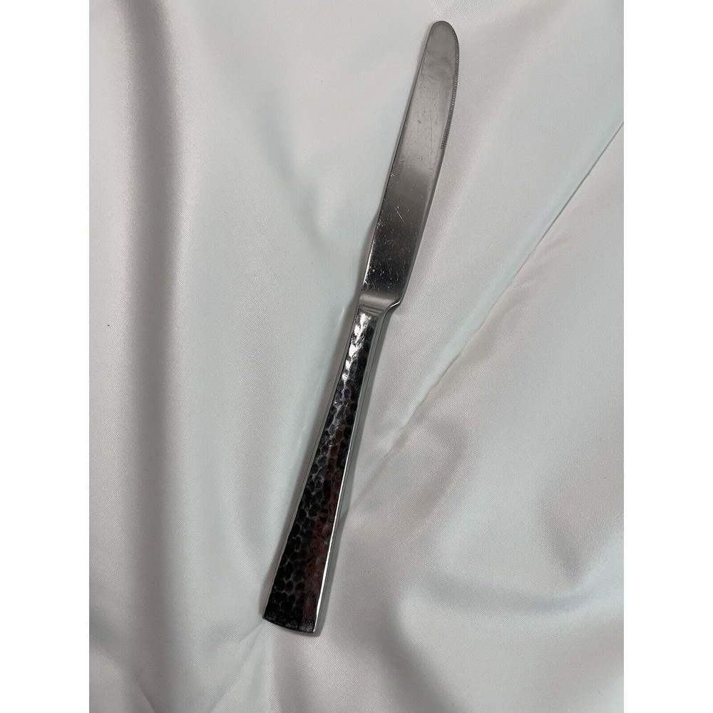 Oneida Illuma Dinner Knife 9"‎ Premier Stainless Flatware